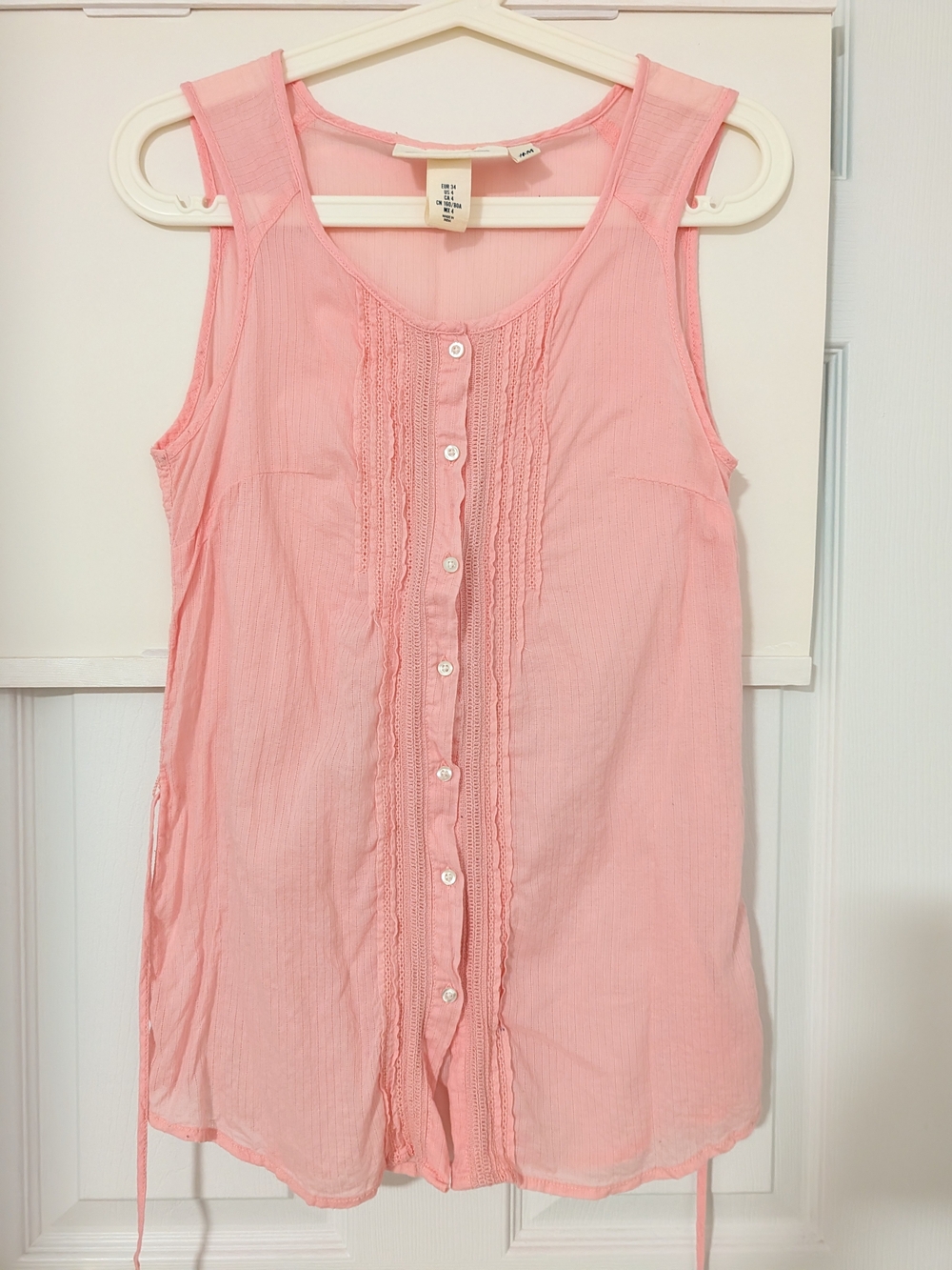 H&M Pink Sleeveless Button-Front Tank with Lace Trim